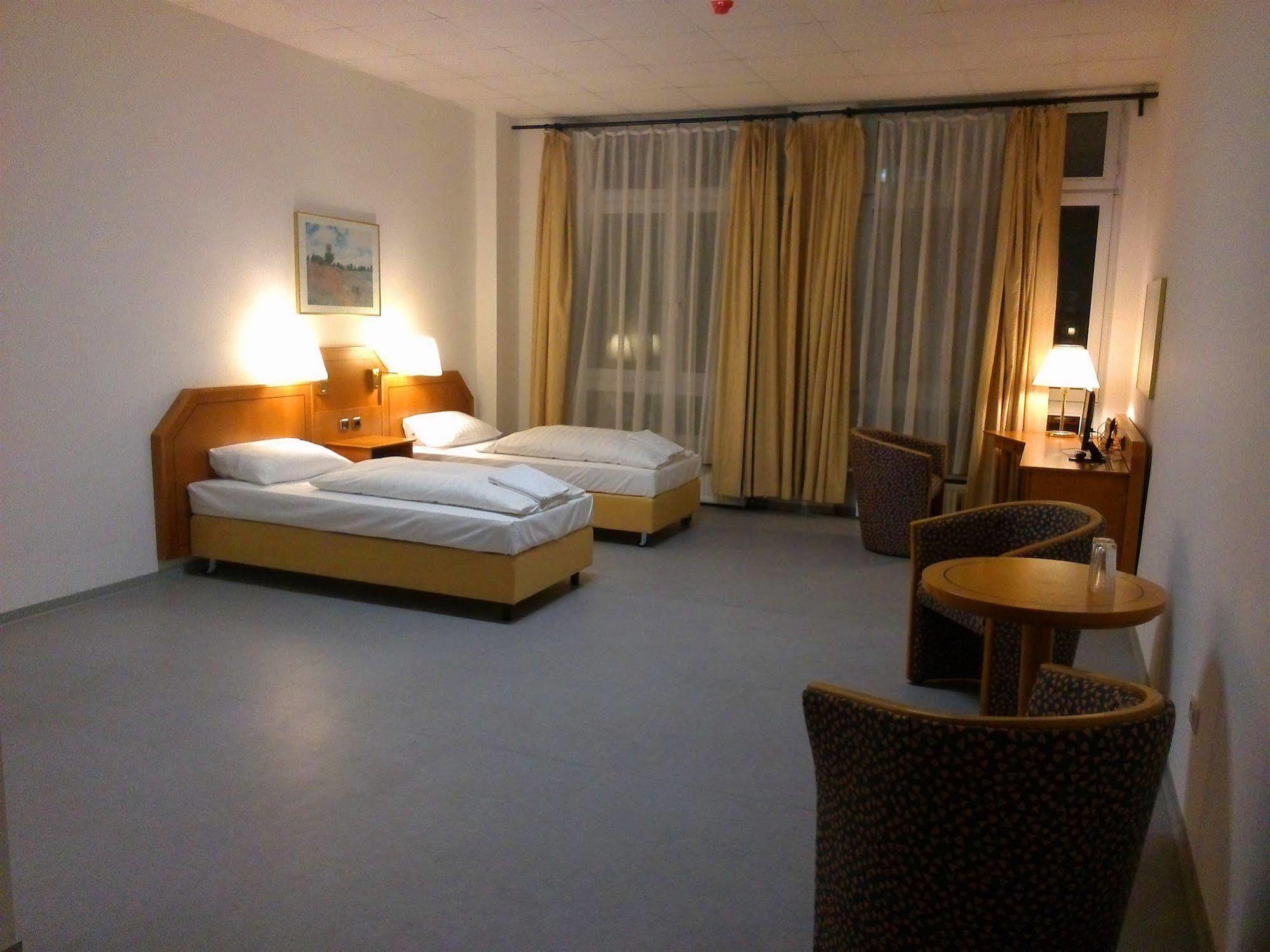 Willy Hotel Frankfurt Frankfurt am Main Exterior photo