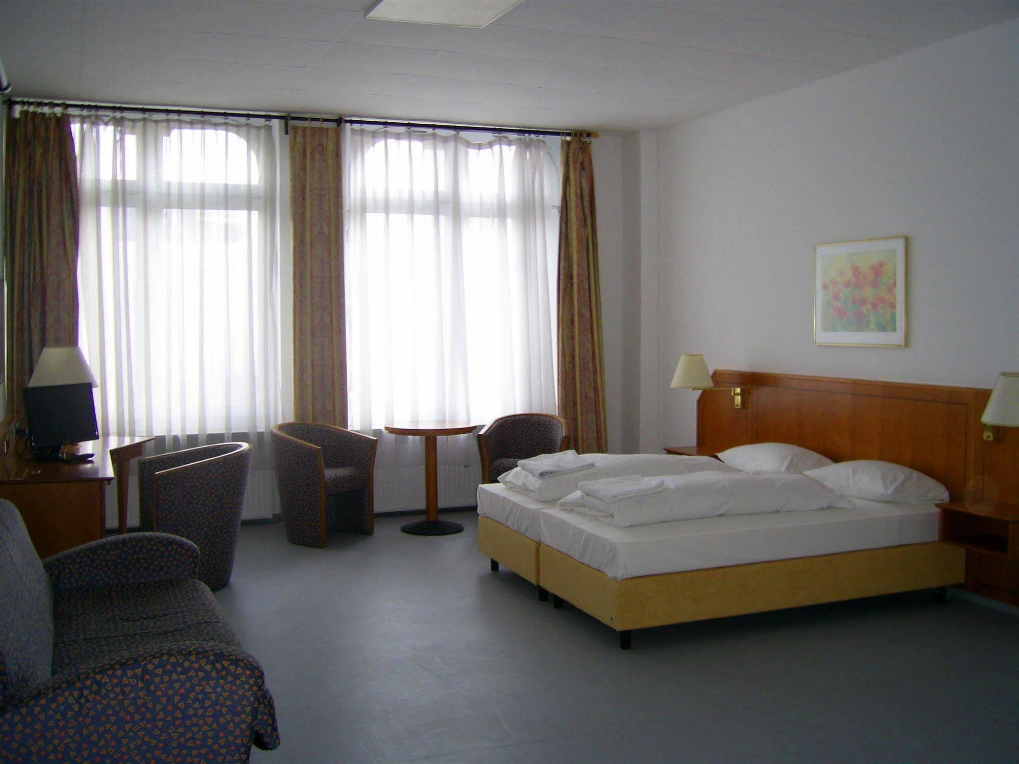 Willy Hotel Frankfurt Frankfurt am Main Exterior photo