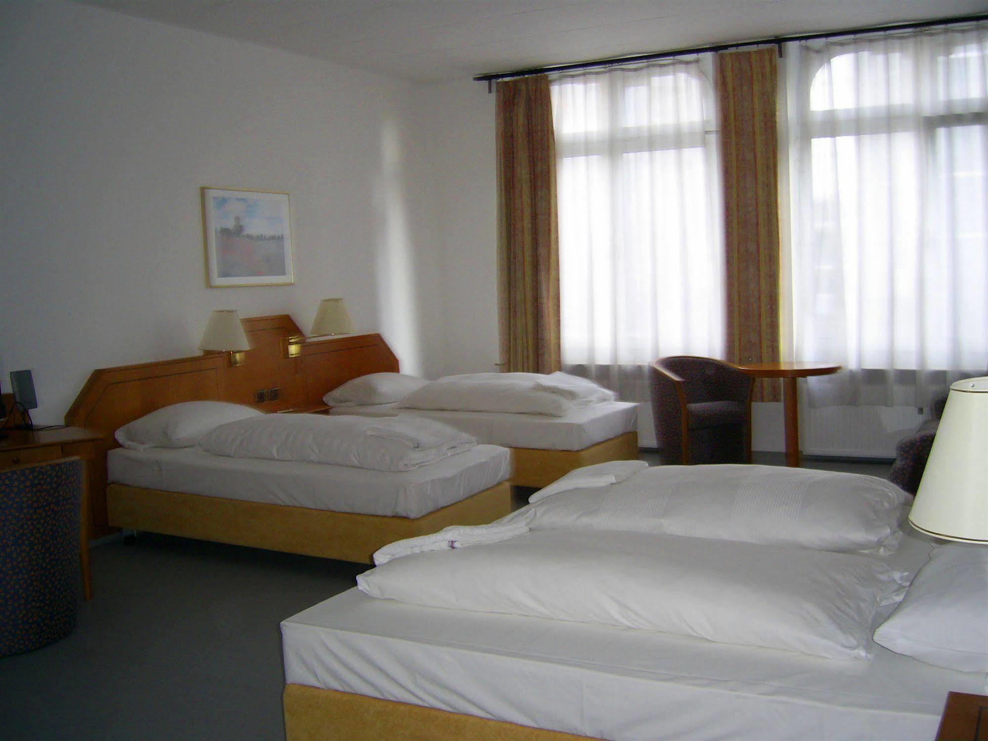 Willy Hotel Frankfurt Frankfurt am Main Exterior photo